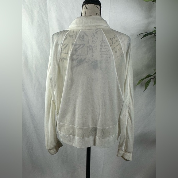 lululemon athletica White Utility Jacket Versatile and Stylish 🤍🤍🤍 - Picture 7 of 10